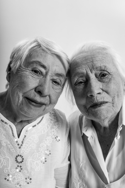 Заказать семейную фотосессию в студии - от сети фотостудий Fashion Box в Кемерово
 – фото № 20