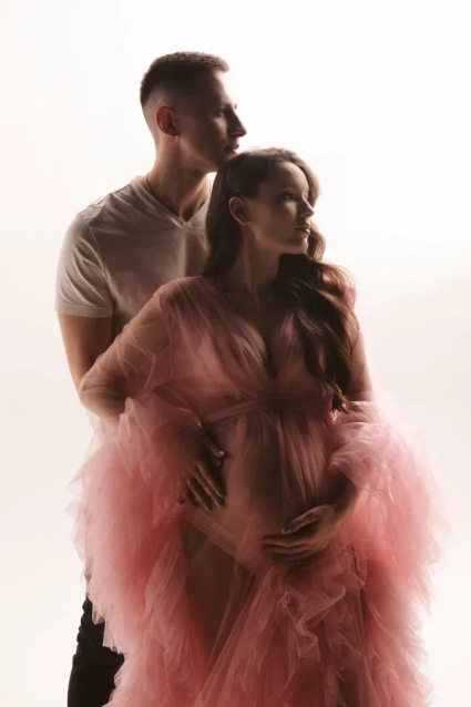 Заказать фотосессию в ожидании чуда - в студии от компании Fashion Box в Кемерово – фото № 20