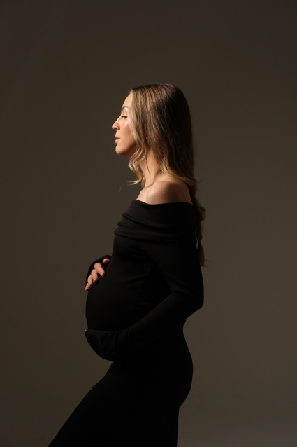 Заказать фотосессию в ожидании чуда - в студии от компании Fashion Box в Кемерово – фото № 10