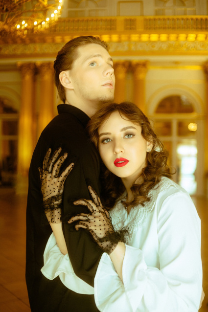 Заказать фотосессию Love Story - в студии на двоих от сети фотостудий Fashion Box в Кемерово
 – фото № 39