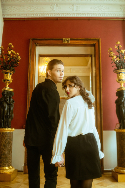 Заказать фотосессию Love Story - в студии на двоих от сети фотостудий Fashion Box в Кемерово
 – фото № 41