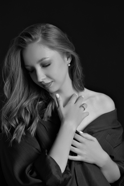 Заказать фотосессию в ожидании чуда - в студии от компании Fashion Box в Кемерово – фото № 38