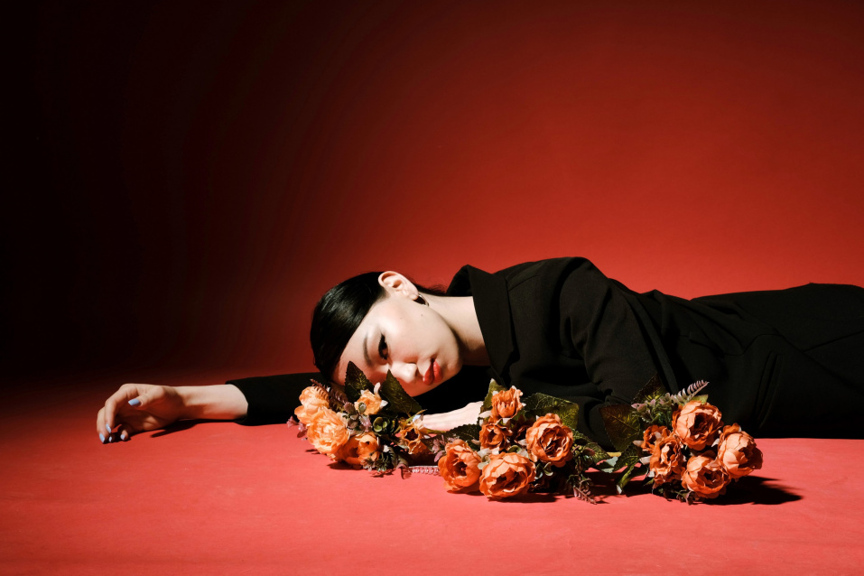 Заказать индивидуальную фотосессию в 2-х образах - съемка от профессионалов студии Fashion Box в Кемерово
 – фото № 3