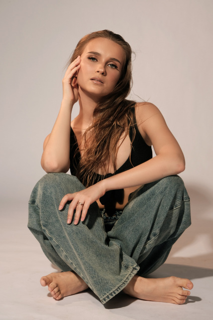 Заказать индивидуальную фотосессию в 2-х образах - съемка от профессионалов студии Fashion Box в Кемерово
 – фото № 7