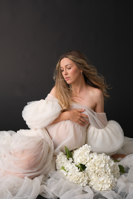 Заказать фотосессию в ожидании чуда - в студии от компании Fashion Box в Кемерово – фото № 13