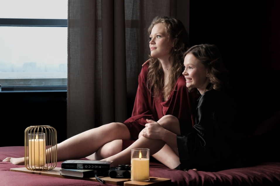 Заказать семейную фотосессию в студии - от сети фотостудий Fashion Box в Кемерово
 – фото № 14