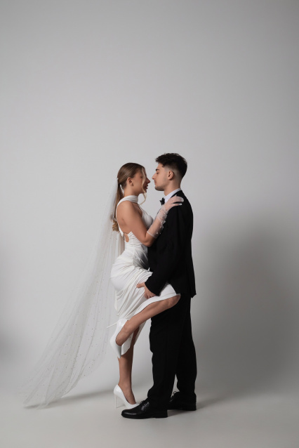 Свадебная фотосессия в Кемерово — стиль, чувства и незабываемые кадры – фото № 10